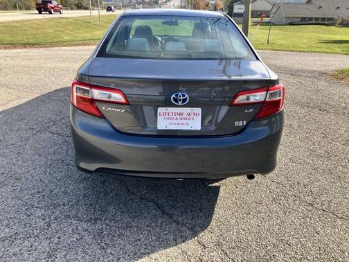 2013 Toyota Camry Hybrid LE