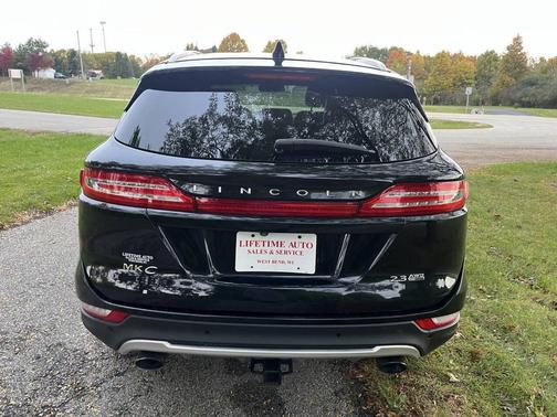 2015 Lincoln MKC Base