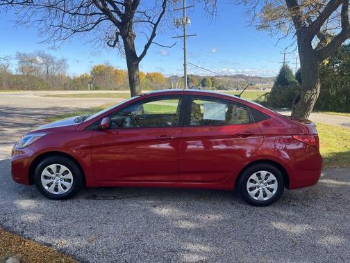 2016 Hyundai Accent SE