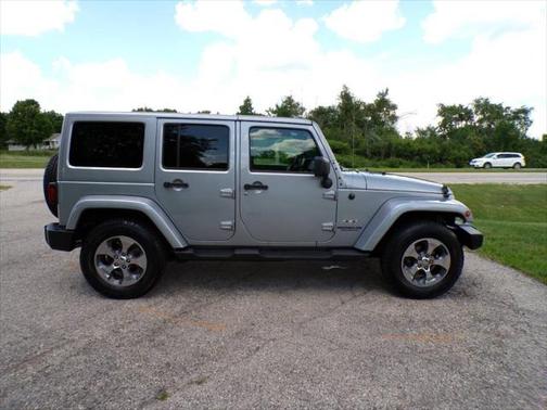 2017 Jeep Wrangler Unlimited Sahara