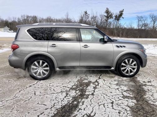 2013 INFINITI QX56 Base