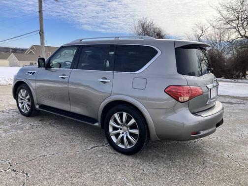 2013 INFINITI QX56 Base