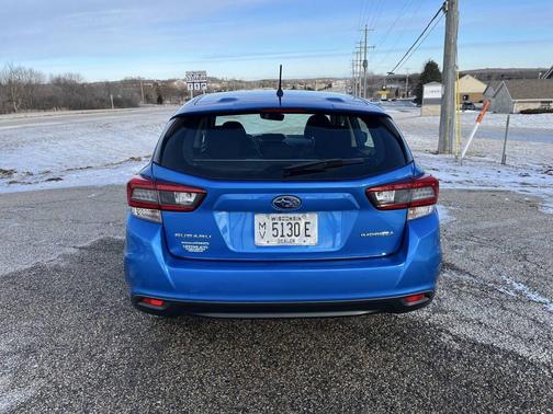 2022 Subaru Impreza Base