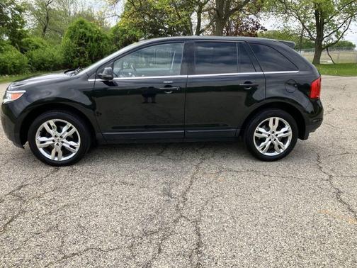 Black 2013 Ford Edge Limited
