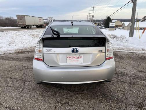 2010 Toyota Prius One
