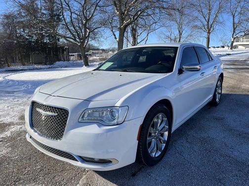 2018 Chrysler 300 Limited