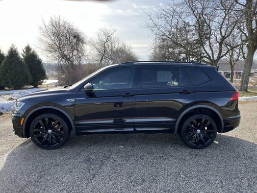 2020 Volkswagen Tiguan 2.0T SE R-Line Black 4MOTION
