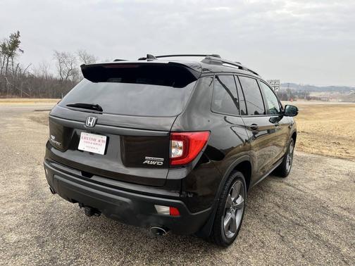 2019 Honda Passport Touring AWD 4dr SUV