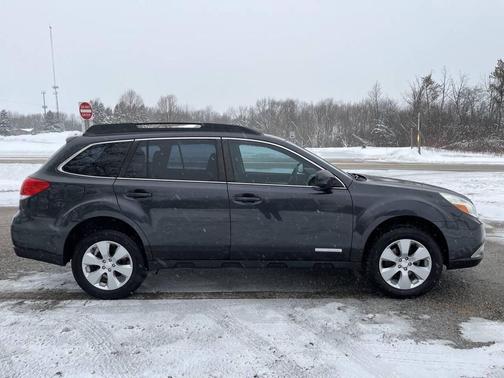 2012 Subaru Outback 2.5i