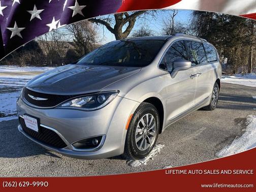 2020 Chrysler Pacifica Touring-L Plus