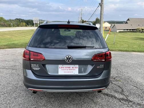 2017 Volkswagen Golf Alltrack TSI SEL