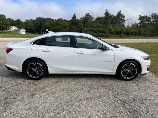 2022 Chevrolet Malibu LT
