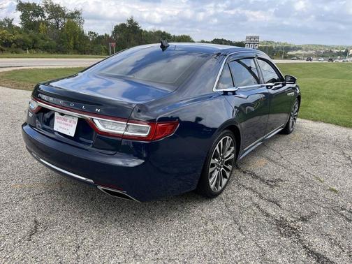 2018 Lincoln Continental Reserve AWD 4dr Sedan