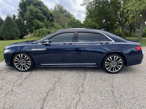 2018 Lincoln Continental Reserve AWD 4dr Sedan