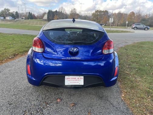 2015 Hyundai Veloster Base