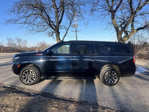 2021 Chevrolet Suburban Z71 4x4 4dr SUV