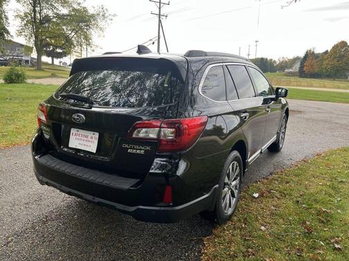 2017 Subaru Outback 2.5i Touring