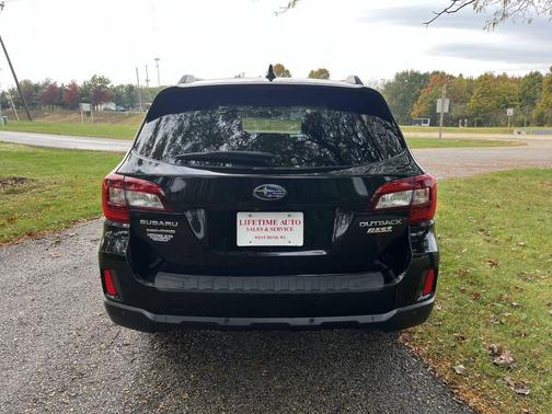 2017 Subaru Outback 2.5i Touring