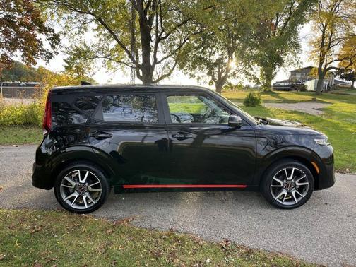 2022 Kia Soul GT Line 4dr Crossover