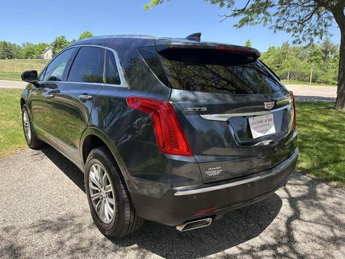 Blue 2019 Cadillac XT5 Luxury