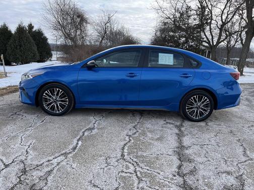 2023 Kia Forte GT-Line