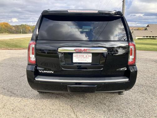 2016 GMC Yukon Denali