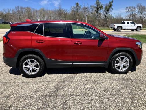 Red 2018 GMC Terrain SLE