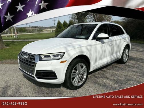 White 2018 Audi Q5 Premium Plus