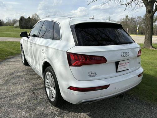 White 2018 Audi Q5 Premium Plus