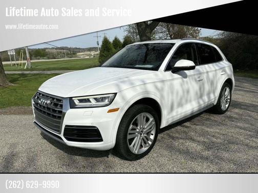 White 2018 Audi Q5 Premium Plus