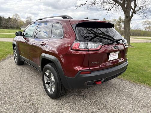 Red 2019 Jeep Cherokee Trailhawk