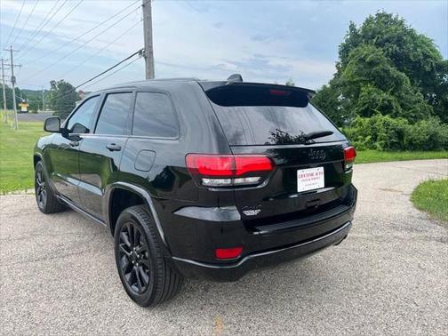 2017 Jeep Grand Cherokee Altitude