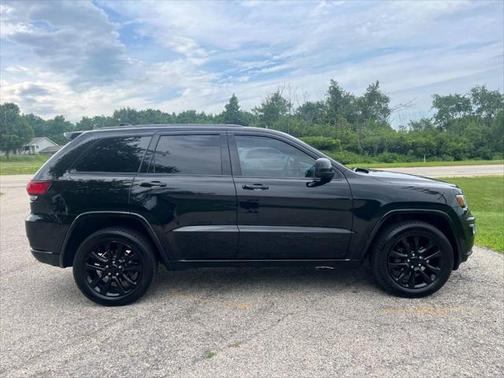 2017 Jeep Grand Cherokee Altitude