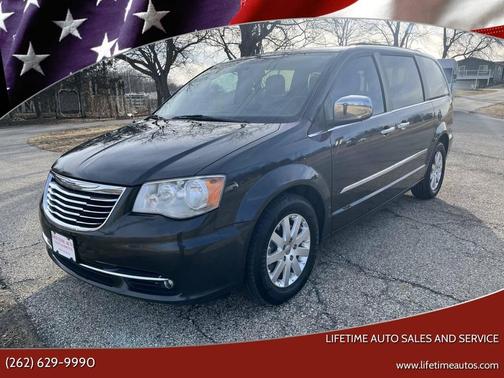 2012 Chrysler Town & Country Touring-L