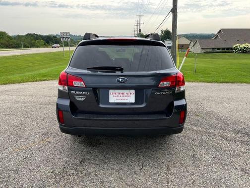 2013 Subaru Outback 2.5i Premium