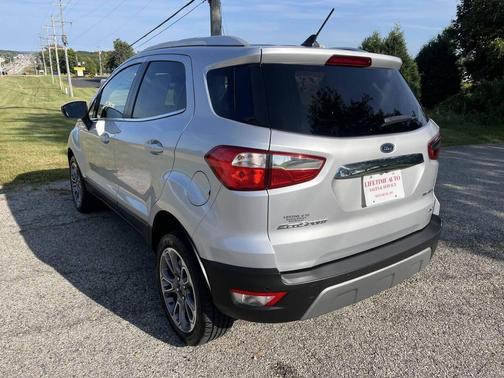 2021 Ford EcoSport Titanium AWD 4dr Crossover