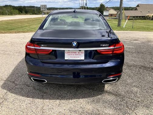 2016 BMW 750 i xDrive