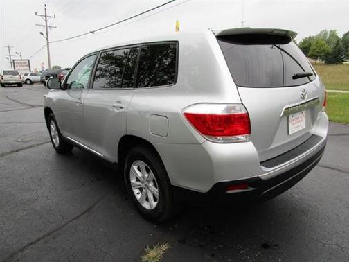 2013 Toyota Highlander SE