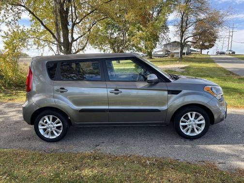 2012 Kia Soul +