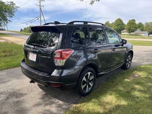 2017 Subaru Forester 2.5i Touring