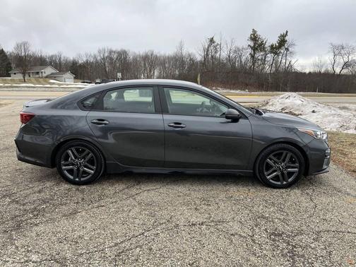 2021 Kia Forte GT-Line