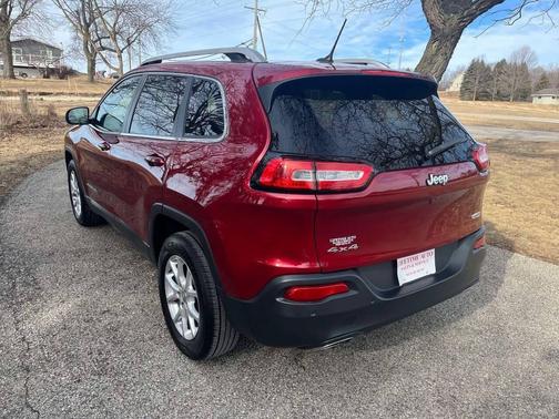 2016 Jeep Cherokee Latitude