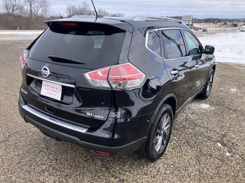 2016 Nissan Rogue SL