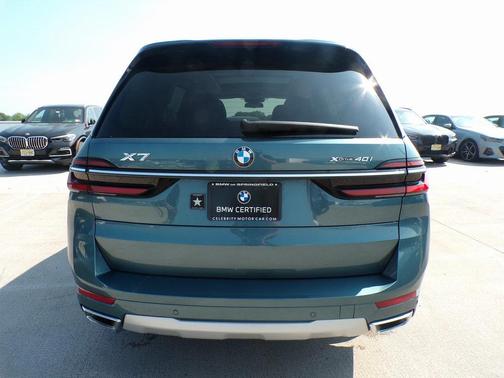 2023 BMW X7 xDrive40i