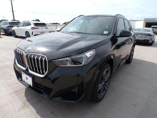 Black Sapphire Metallic 2023 BMW X1 xDrive28i