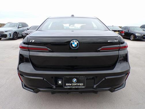 2025 BMW i7 eDrive50