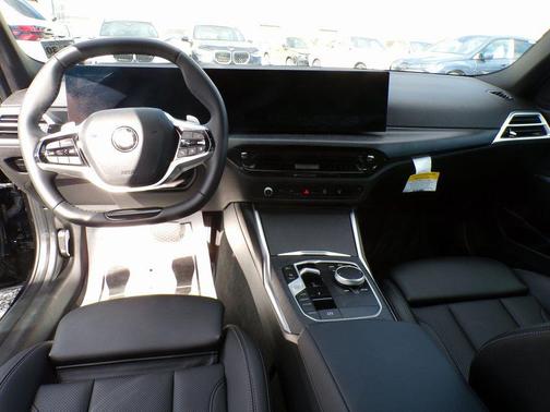 2025 BMW 330 xDrive