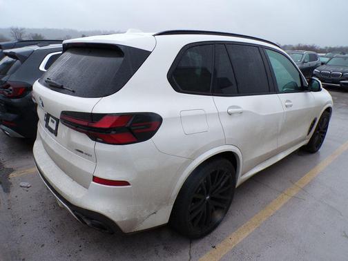 Alpine White 2024 BMW X5 xDrive40i