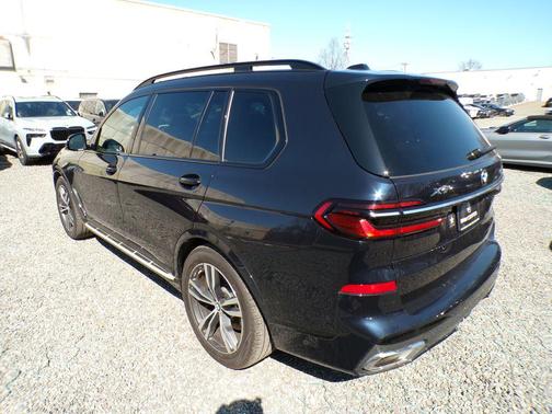 2026 BMW X7 xDrive40i
