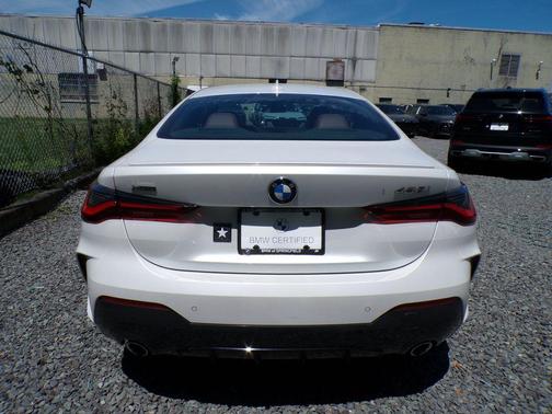Mineral White Metallic 2023 BMW 430 i xDrive